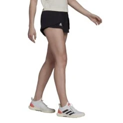 Short Femme Adidas Tennis Match -Decontracte Mode Boutuique gv1522 app on model walking white